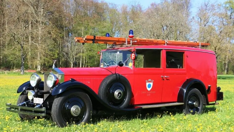 Präsentation historischer Feuerwehrautomobile